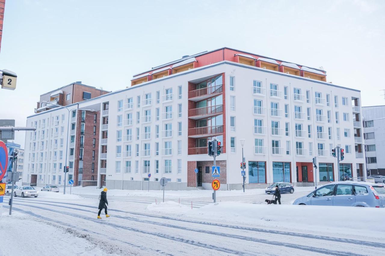 Snowflake Suites VI 罗瓦涅米 外观 照片