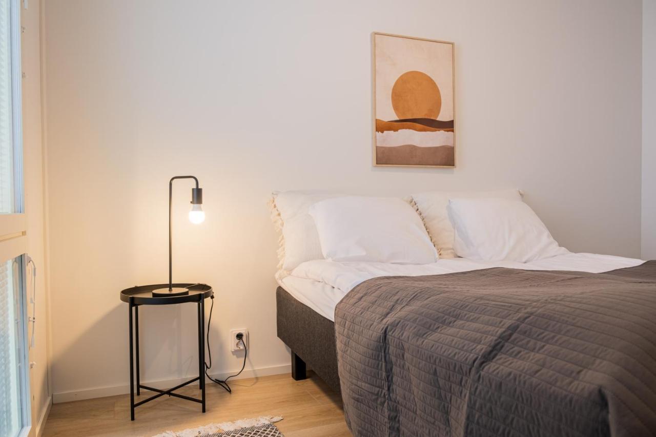 Snowflake Suites VI 罗瓦涅米 外观 照片